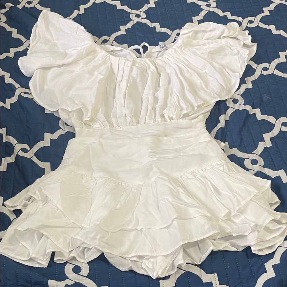 Elegant White Ruffled Chemise